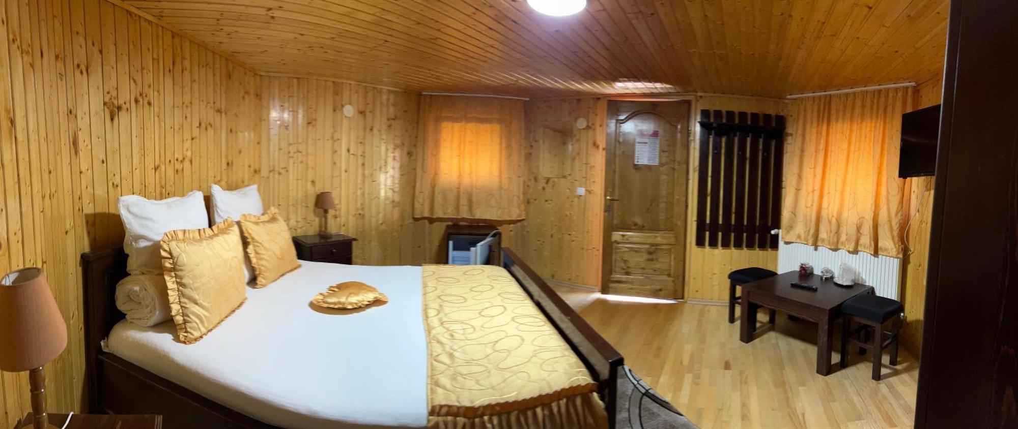 Отель Podul Cetatii Sebesel Экстерьер фото